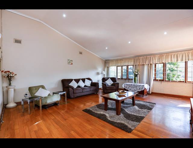 3 BEDROOM HOUSE FOR SALE IN CARRINGTON HEIGHTS